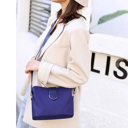 Nylonowa torebka crossbody