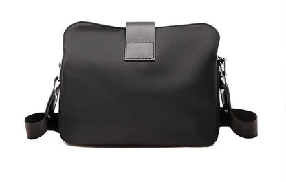 Nylonowa torebka crossbody