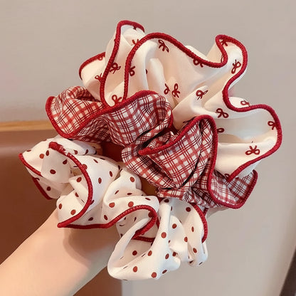 Urocze scrunchie