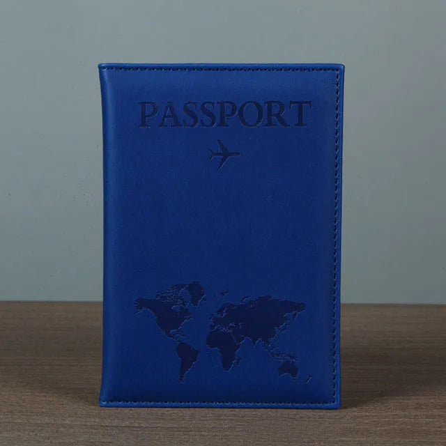 Etui na paszport z tłoczoną mapą świata