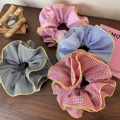 Retro kolorowe scrunchie