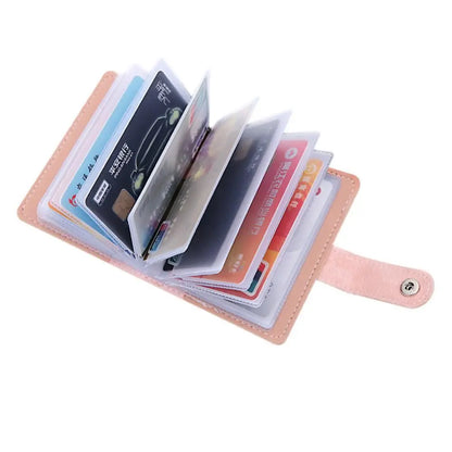 Minimalistyczne etui na 26 kart