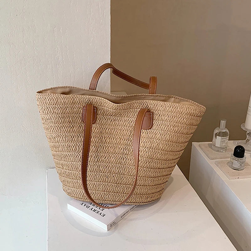 Słomiana torebka plażowa shopper