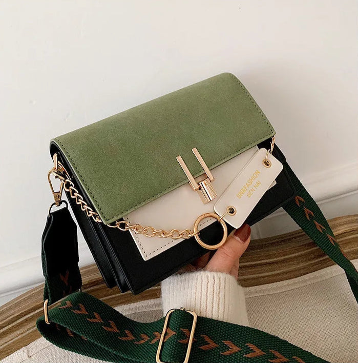 Prostokątna matowa torebka w stylu crossbody