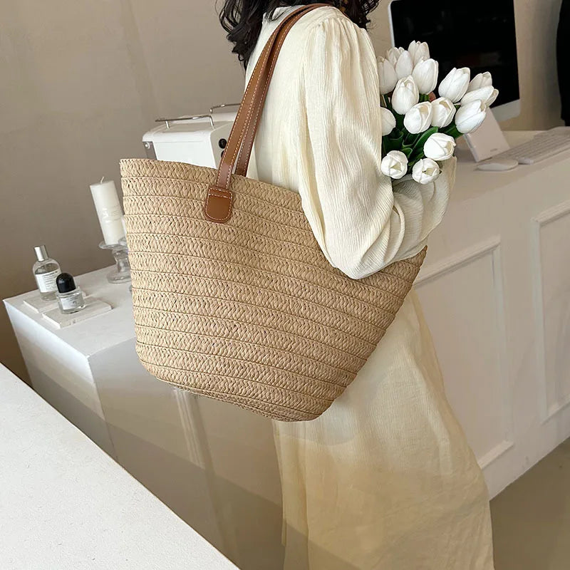 Słomiana torebka plażowa shopper