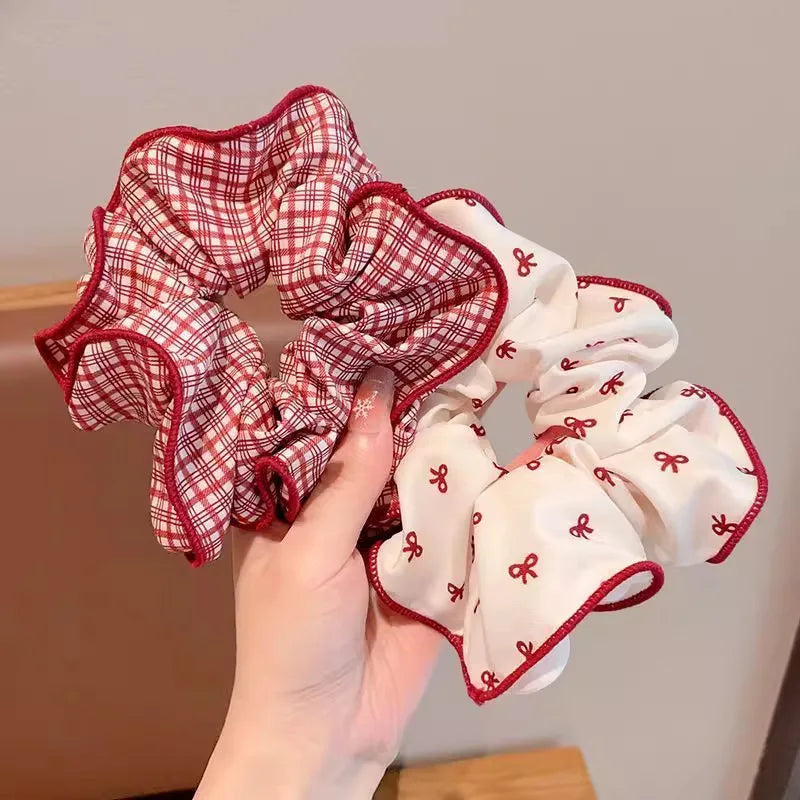 Urocze scrunchie