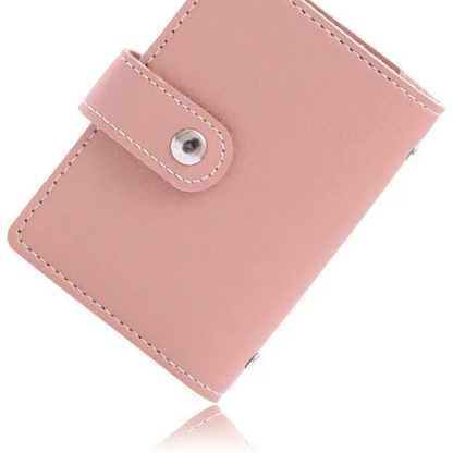 Minimalistyczne etui na 26 kart