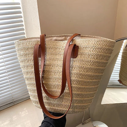 Słomiana torebka plażowa shopper