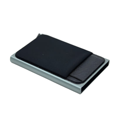 Aluminiowe etui na karty