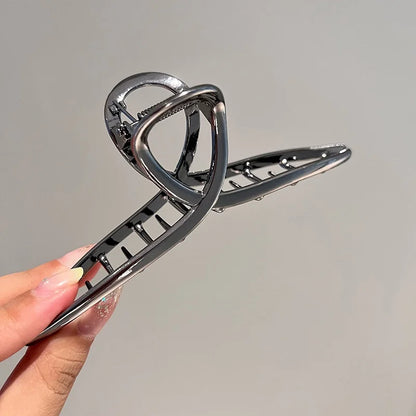 Minimalistyczna metalowa klamra pętelka