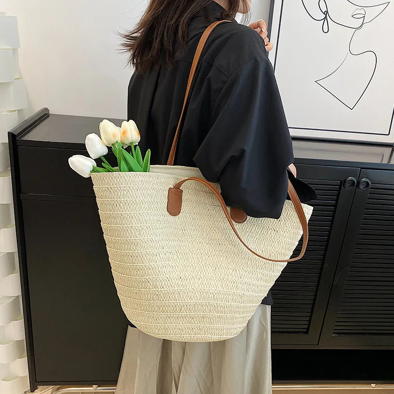 Słomiana torebka plażowa shopper