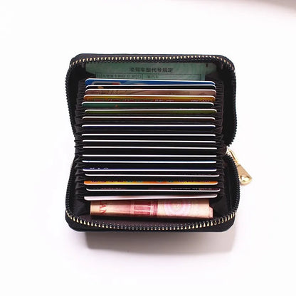 Klasyczne etui na 20 kart
