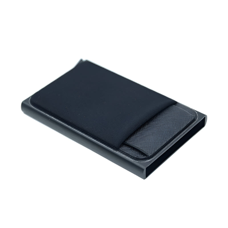 Aluminiowe etui na karty