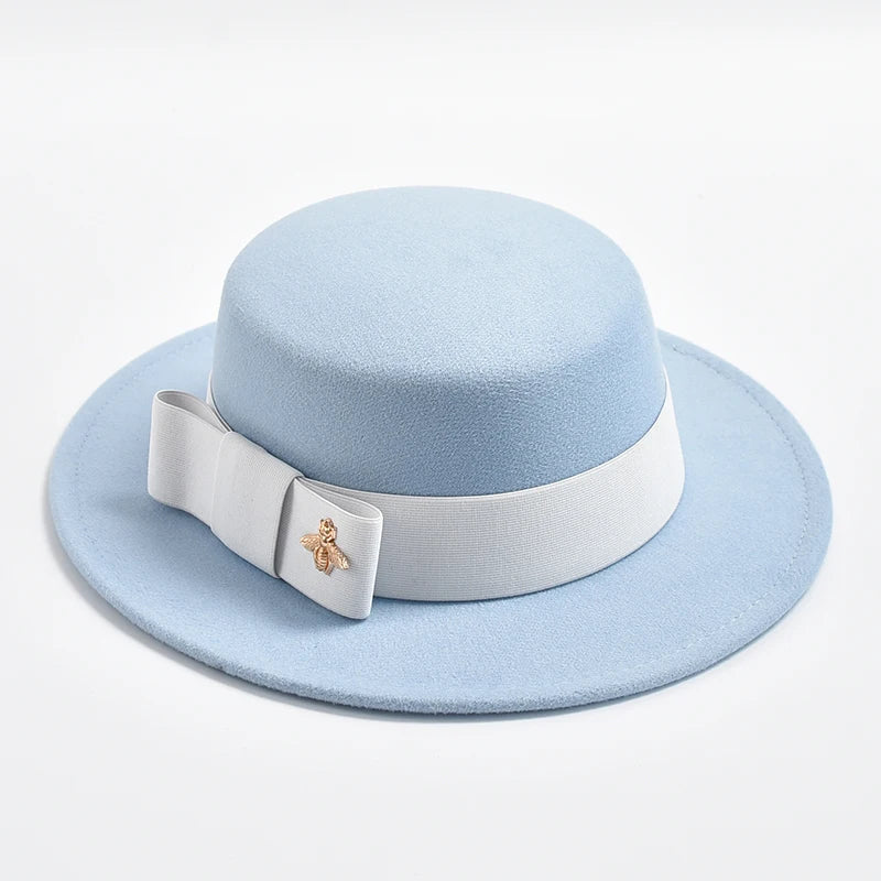 Elegancki kapelusz z kokardką